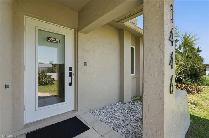 1446 Se 13th St, Cape Coral, Florida 33990