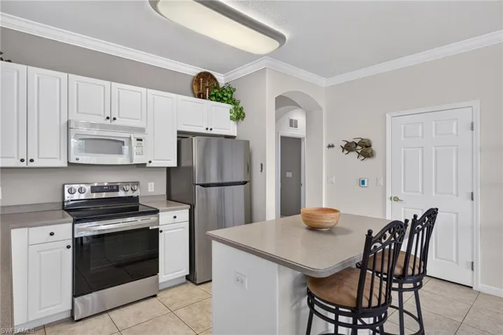 9621 Spanish Moss Way 3833, Bonita Springs, Florida 34135