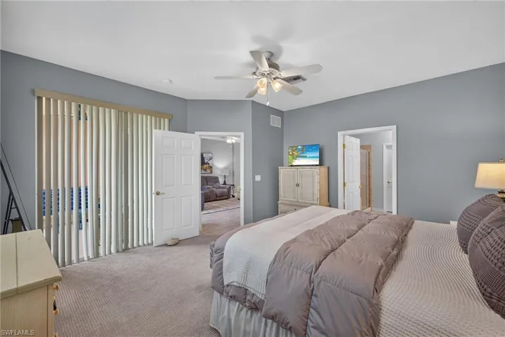 9621 Spanish Moss Way 3833, Bonita Springs, Florida 34135