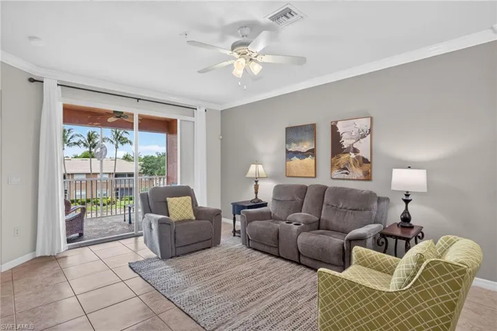 9621 Spanish Moss Way 3833, Bonita Springs, Florida 34135