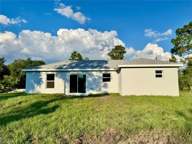 807 Monroe Ave, Lehigh Acres, Florida 33972