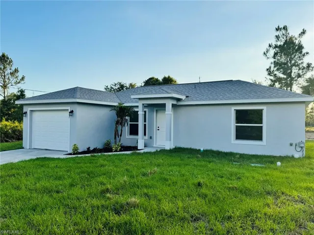 807 Monroe Ave, Lehigh Acres, Florida 33972
