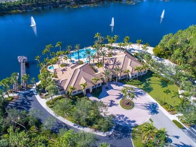 1624  Cayman  CT, Naples, FL 34119