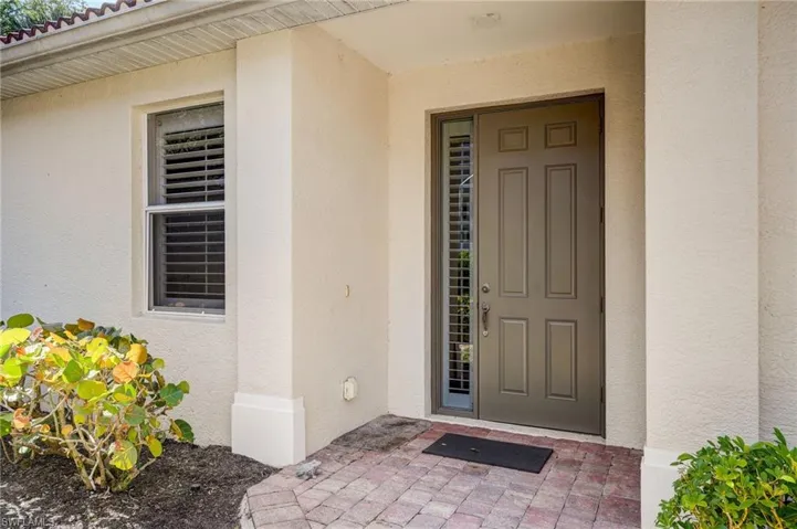 1624  Cayman  CT, Naples, FL 34119