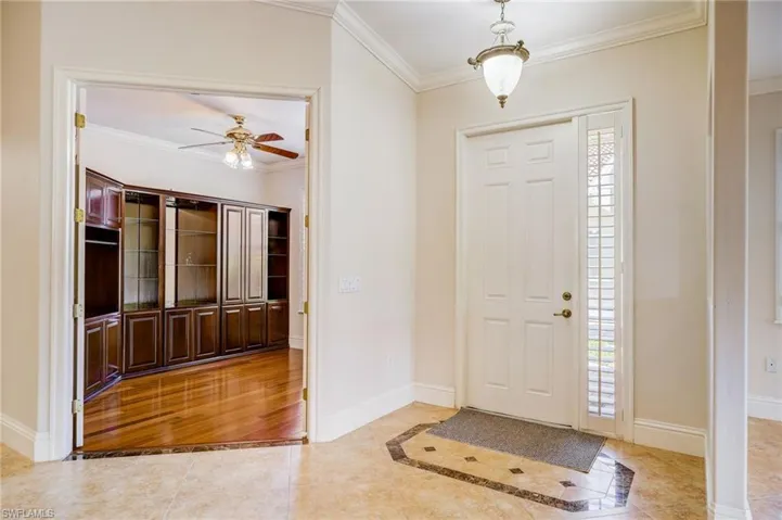 1624  Cayman  CT, Naples, FL 34119