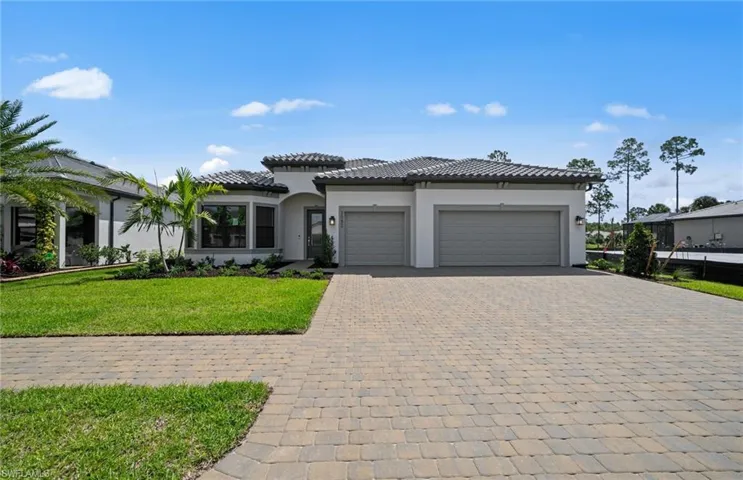 AVAILABLE NOW! New construction Stardom home available now.