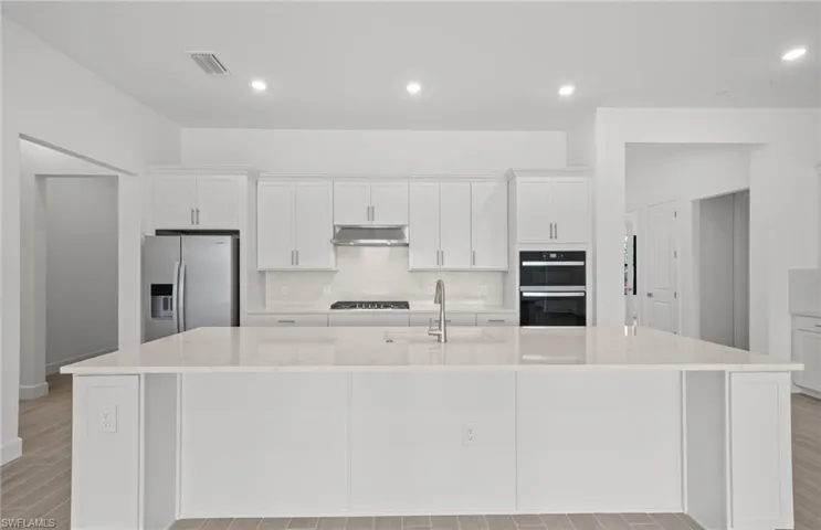 AVAILABLE NOW! New construction Stardom home available now.