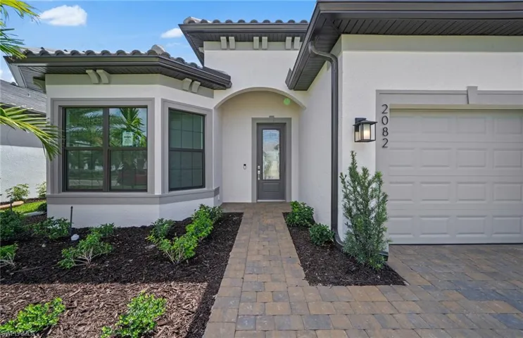 AVAILABLE NOW! New construction Stardom home available now.