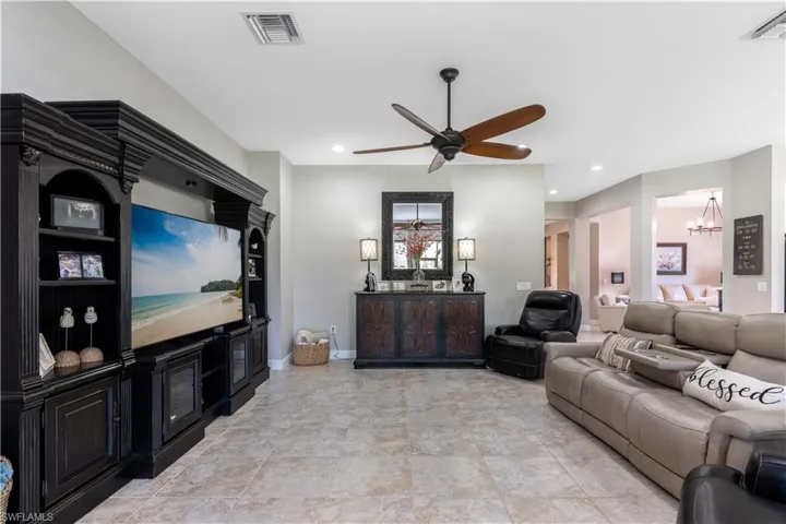 12714 Astor Pl, Fort Myers, Florida 33913