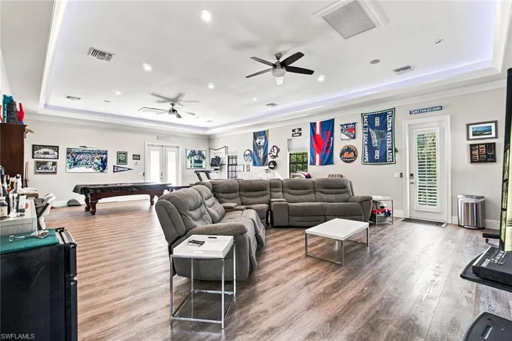 4401 3rd Ave Sw, Naples, Florida 34119