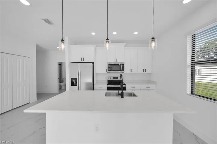 4980 Fairway Ct, Lehigh Acres, Florida 33973