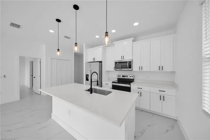 4980 Fairway Ct, Lehigh Acres, Florida 33973