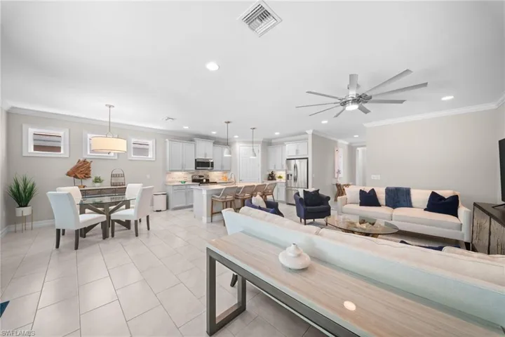 14523 Topsail Dr, Naples, Florida 34114