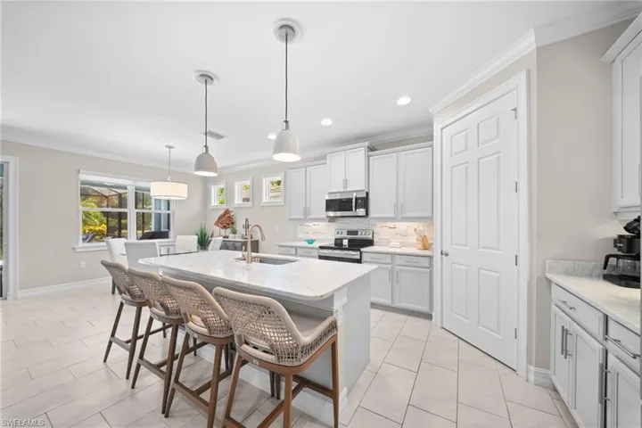 14523 Topsail Dr, Naples, Florida 34114