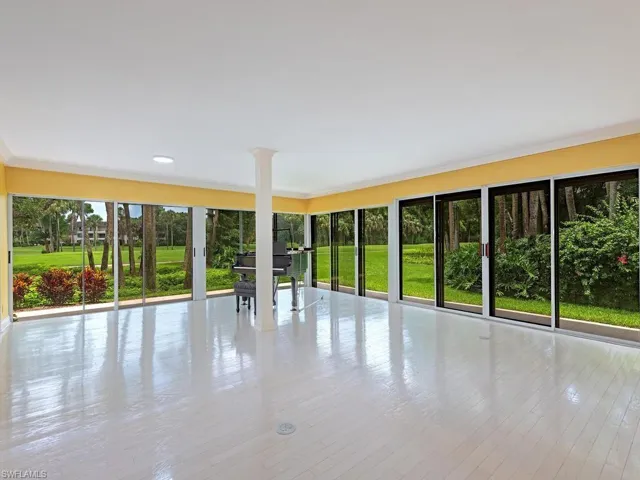 106 Wilderness Dr 137, Naples, Florida 34105