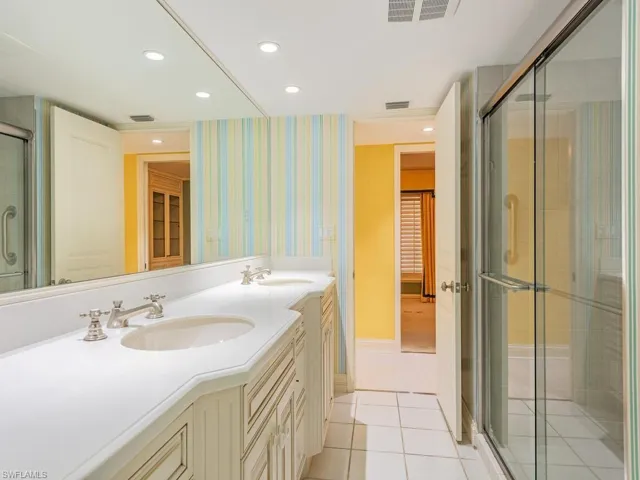 106 Wilderness Dr 137, Naples, Florida 34105