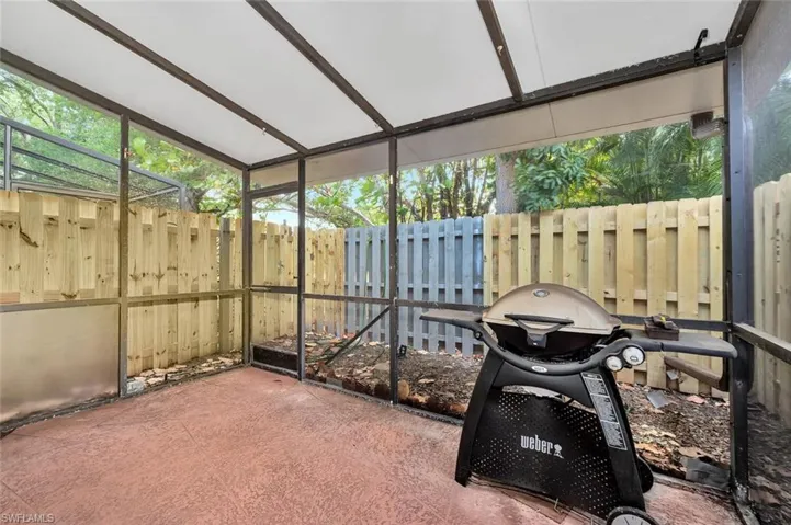 820  Meadowland  DR, Naples, FL 34108