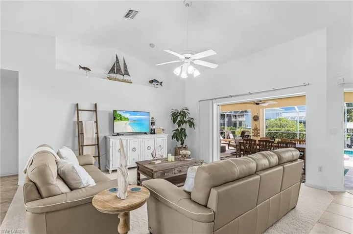 1406 Se 21st Ter, Cape Coral, Florida 33990