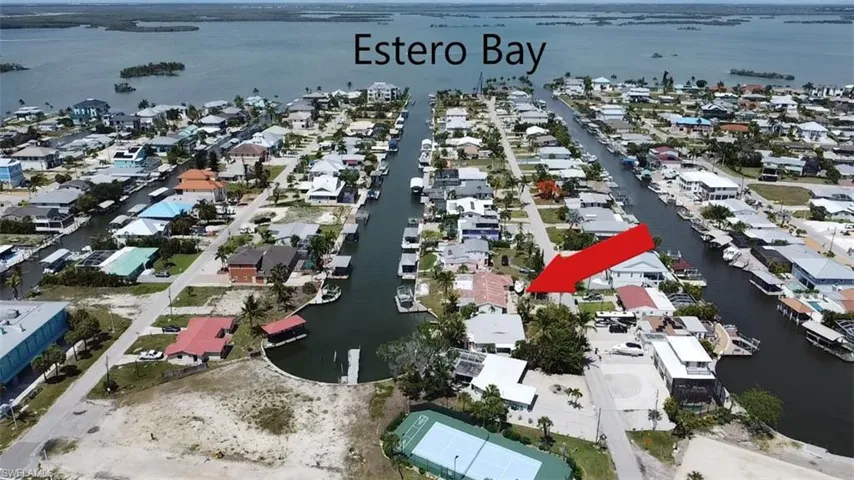 139  Ibis  ST, Fort Myers Beach, FL 33931