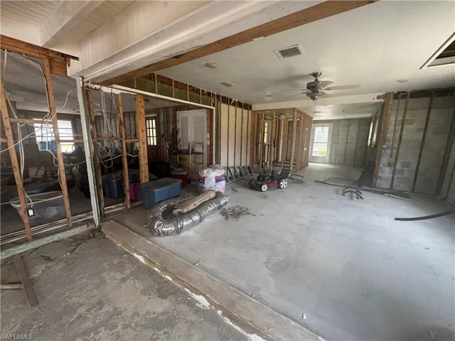 139  Ibis  ST, Fort Myers Beach, FL 33931