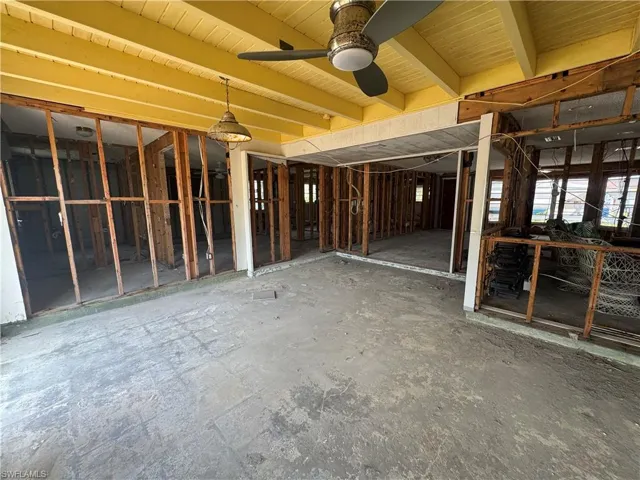 139  Ibis  ST, Fort Myers Beach, FL 33931