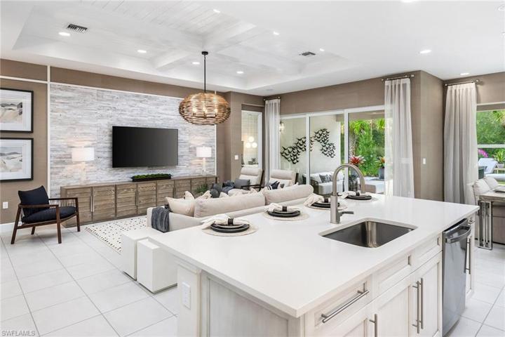 Open kitchen floor plan