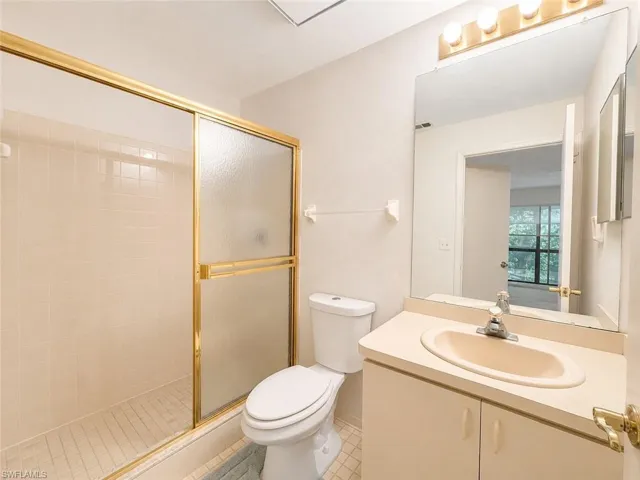 8041 Woods Cir 14, Fort Myers, Florida 33919