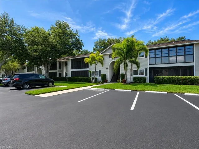 8041 Woods Cir 14, Fort Myers, Florida 33919