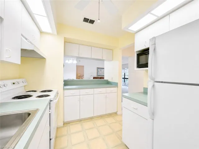 8041 Woods Cir 14, Fort Myers, Florida 33919