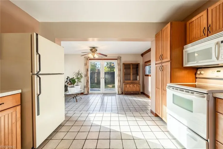 1650 Winkler Ave, Fort Myers Fl 33901