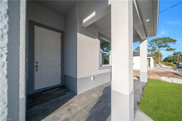 913 E 12th St, Lehigh Acres, Florida 33972
