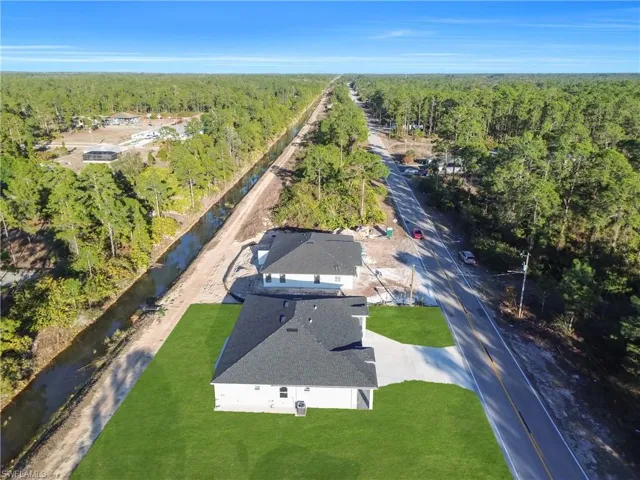 913 E 12th St, Lehigh Acres, Florida 33972