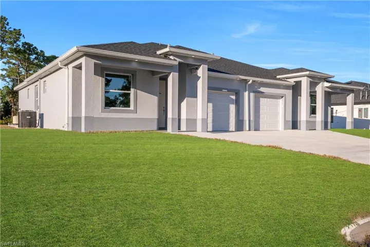 913 E 12th St, Lehigh Acres, Florida 33972