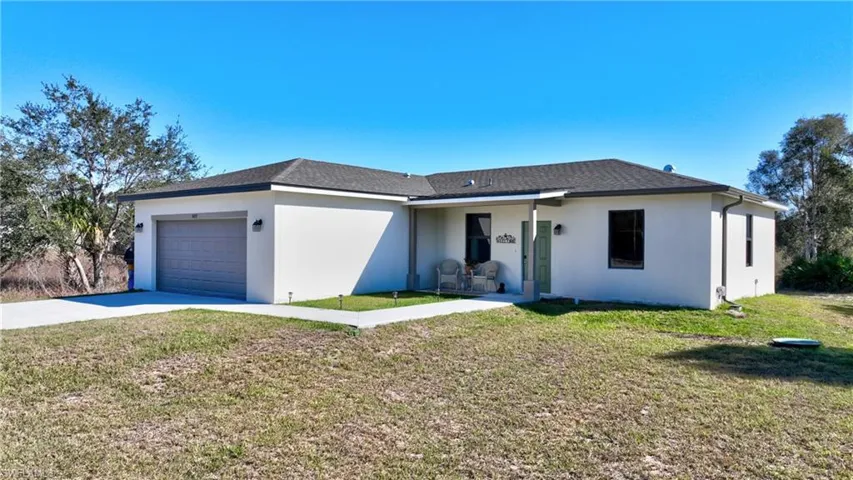 809 Bell Blvd S, Lehigh Acres, Florida 33974
