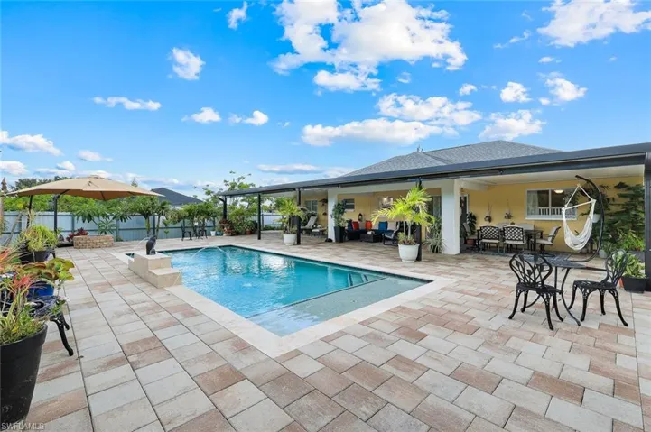 1006 Ne 2nd Pl, Cape Coral, Florida 33909