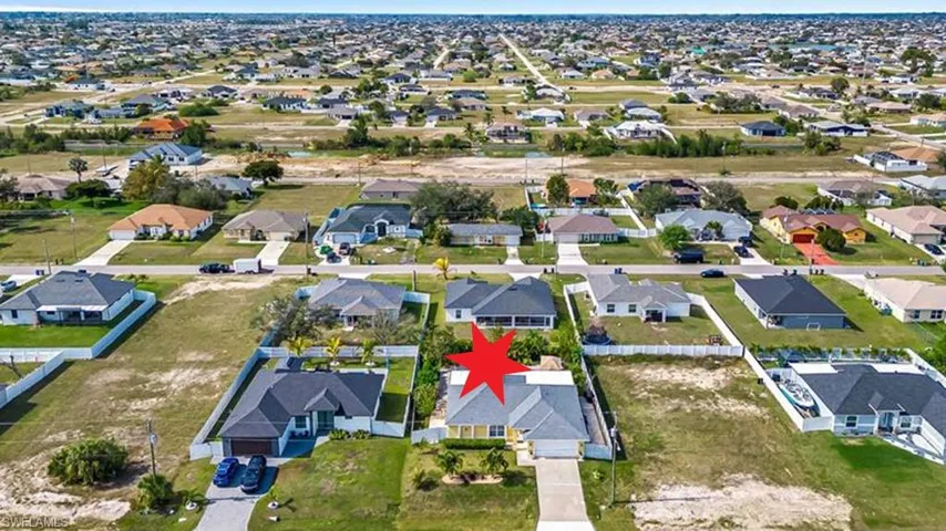 1006 Ne 2nd Pl, Cape Coral, Florida 33909