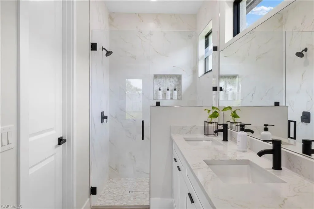 3032 Woodside AVE, Naples, FL 34112,225013952