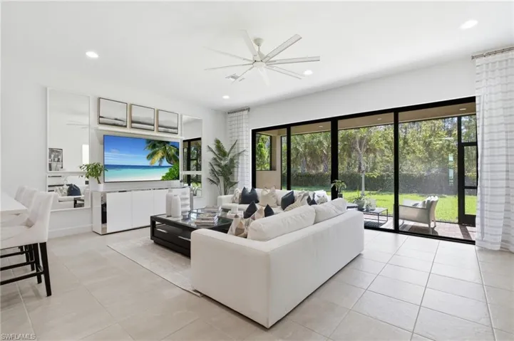 20374 Fair Oak Ln, Estero, Florida 33928