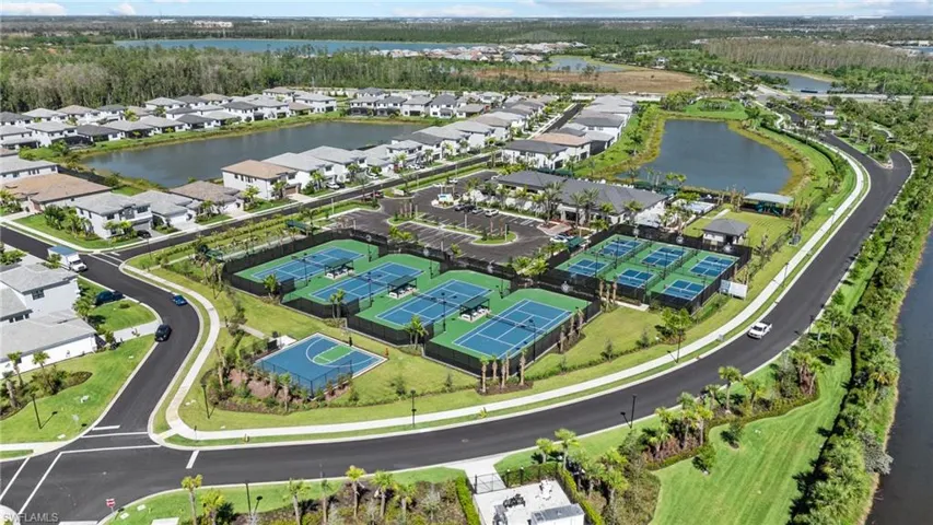 20374 Fair Oak Ln, Estero, Florida 33928