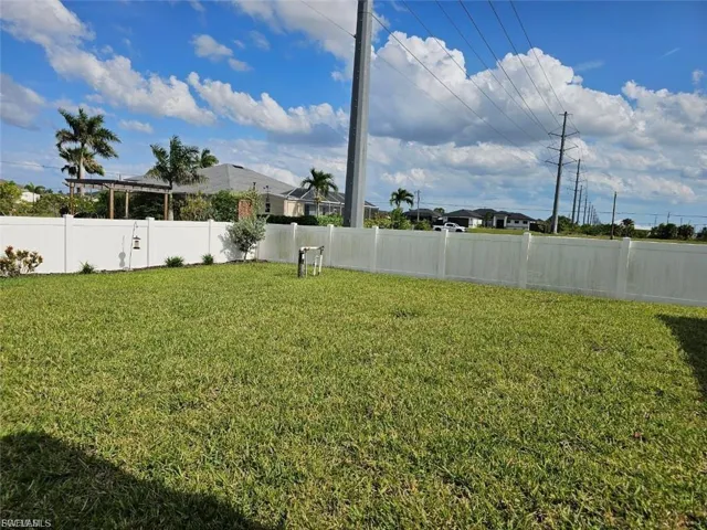 625 El Dorado Blvd N, Cape Coral, Florida 33993