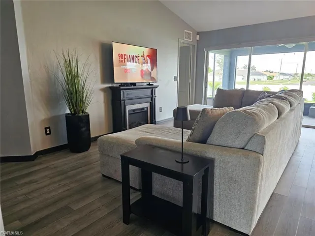 625 El Dorado Blvd N, Cape Coral, Florida 33993