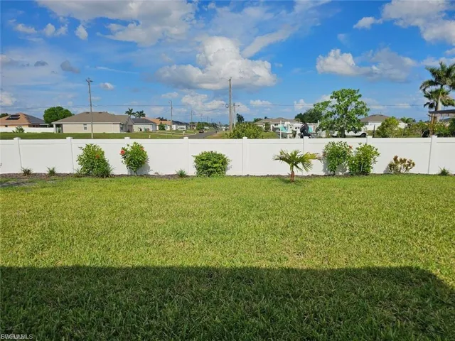 625 El Dorado Blvd N, Cape Coral, Florida 33993