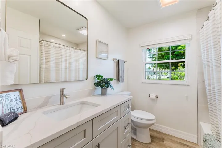 5326 Nautilus Dr, Cape Coral, Florida 33904