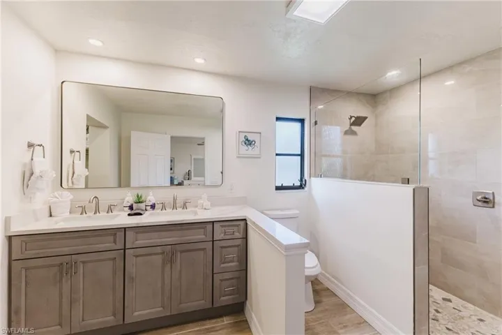 5326 Nautilus Dr, Cape Coral, Florida 33904