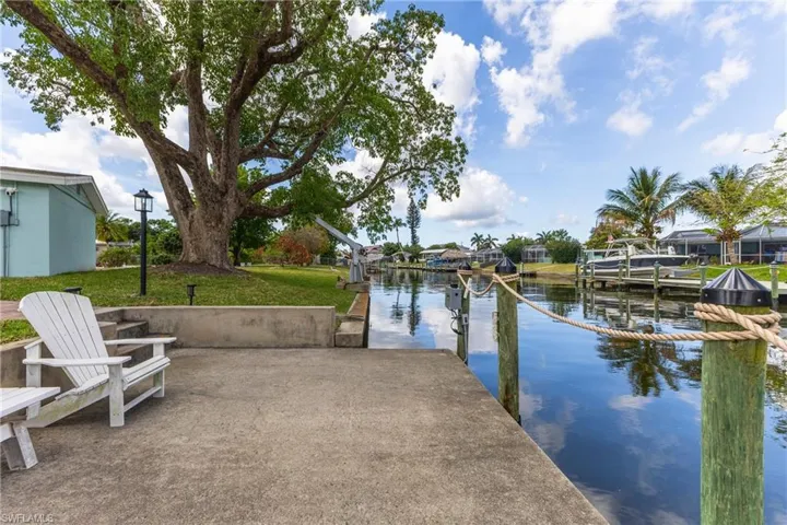 5326 Nautilus Dr, Cape Coral, Florida 33904