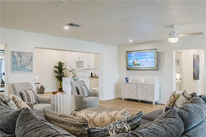 5326 Nautilus Dr, Cape Coral, Florida 33904