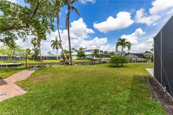 5326 Nautilus Dr, Cape Coral, Florida 33904