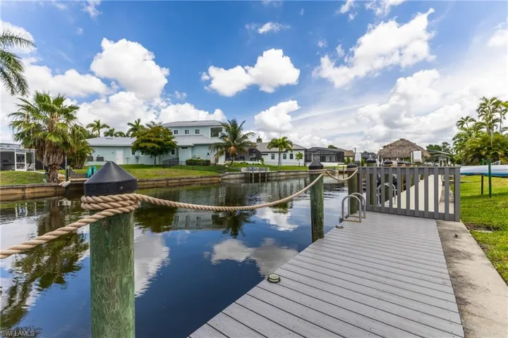 5326 Nautilus Dr, Cape Coral, Florida 33904
