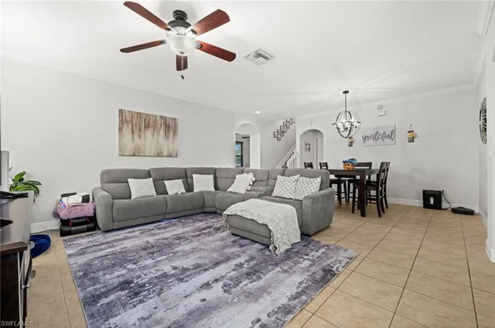1654 Birdie Dr, Naples, Florida 34120