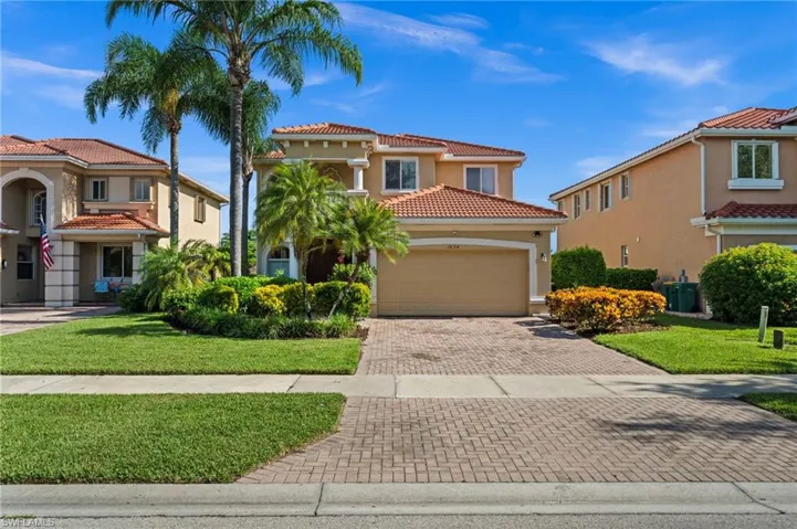 1654 Birdie Dr, Naples, Florida 34120